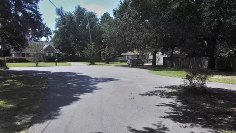 5813 Anthony Cir, Milton, FL 32570 photo 37