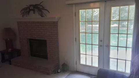 5813 Anthony Cir, Milton, FL 32570 photo 7