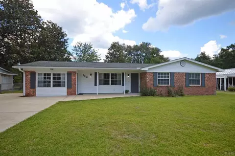 6450 Barnes St, Milton, FL 32570 photo 1