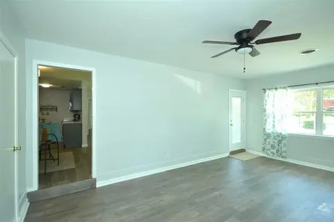 6450 Barnes St, Milton, FL 32570 photo 17