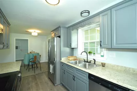 6450 Barnes St, Milton, FL 32570 photo 13