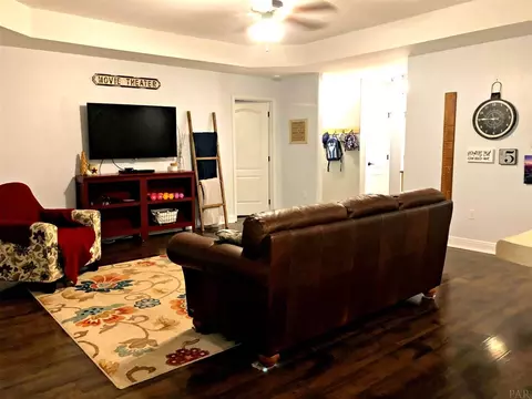4899 Covenant Cir, Pace, FL 32571 photo 8