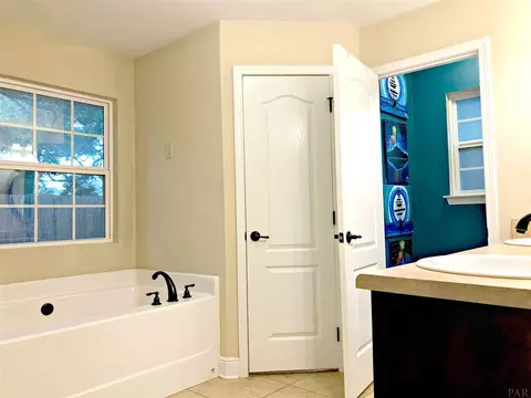 4899 Covenant Cir, Pace, FL 32571 photo 23