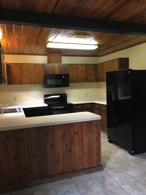 4030 Herbs Ln, Century, FL 32535 photo 10