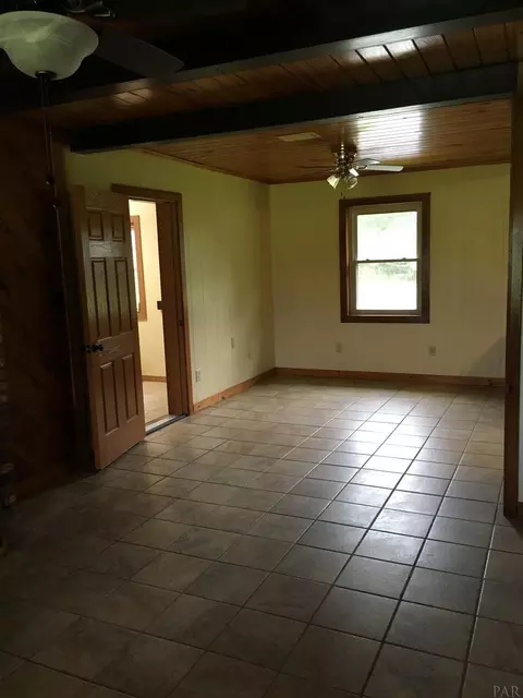4030 Herbs Ln, Century, FL 32535 photo 11