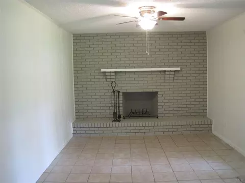 4639 Gregg Ave, Pace, FL 32571 photo 2