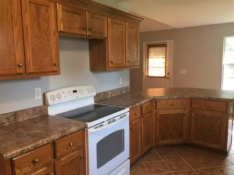 5328 Traci Dr, Milton, FL 32583 photo 2