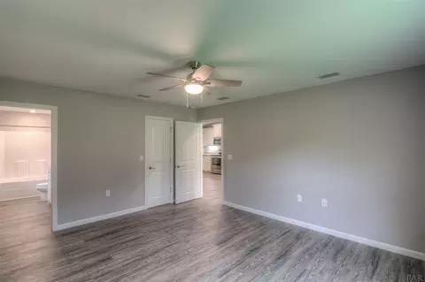 5545 Riviera Dr, Milton, FL 32583 photo 6