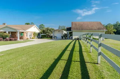 374 Meander Ln, Cantonment, FL 32533 photo 5