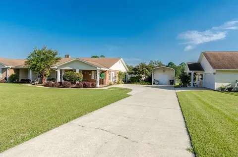 374 Meander Ln, Cantonment, FL 32533 photo 4