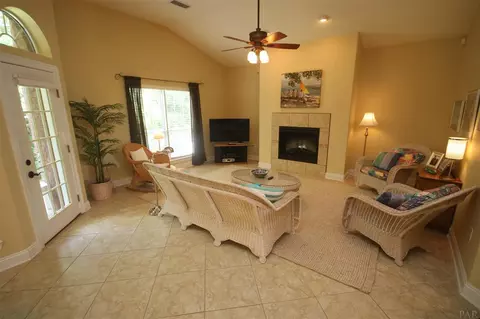 3169 Strathauer Rd, Milton, FL 32583 photo 11