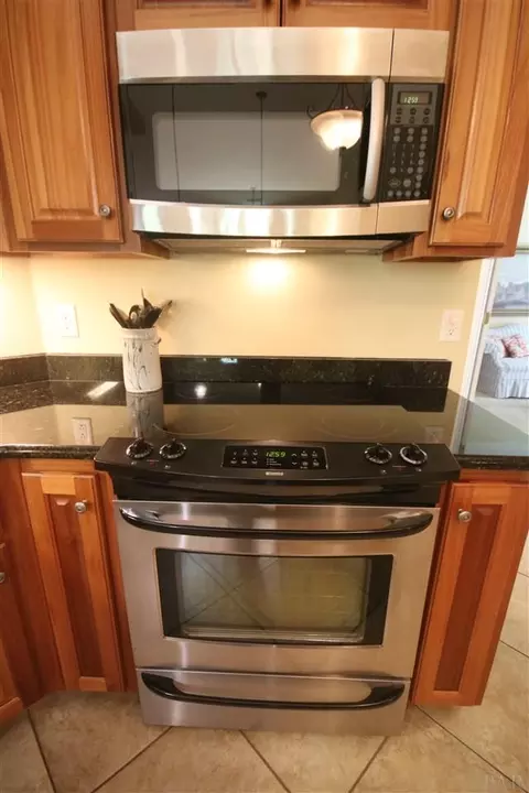 3169 Strathauer Rd, Milton, FL 32583 photo 8