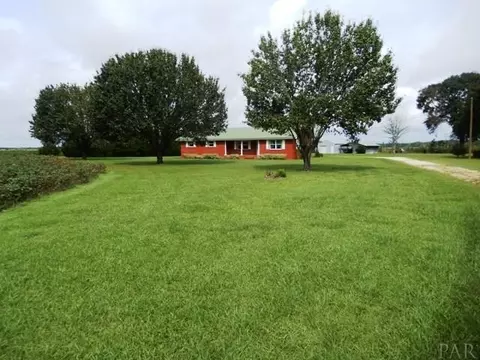 5610 Pine Forest Rd, Mcdavid, FL 32568 photo 3