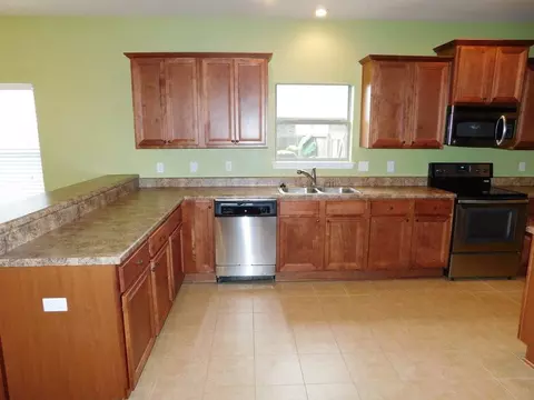 5934 Milan Dr, Pace, FL 32571 photo 3