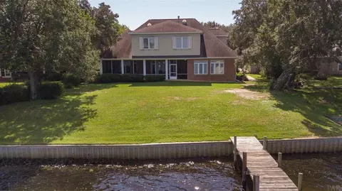 5716 E Bay Blvd, Gulf Breeze, FL 32563 photo 3