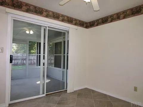 6217 Mohawk Trl, Milton, FL 32583 photo 17