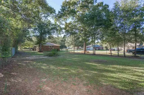 6797 N Trailride Ln, Milton, FL 32570 photo 4