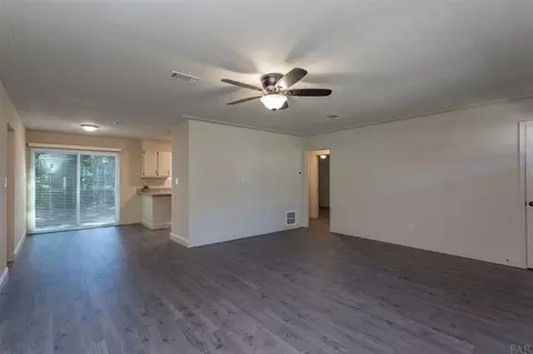 6797 N Trailride Ln, Milton, FL 32570 photo 7