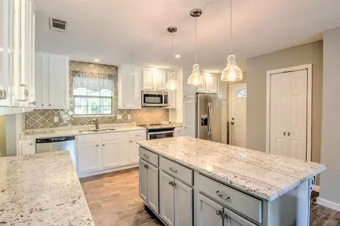 5679 Derby Dr, Pace, FL 32571 photo 9
