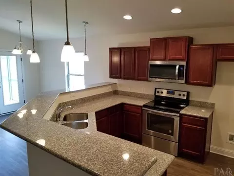 4952 Wabash Pine Ct, Pace, FL 32571 photo 3