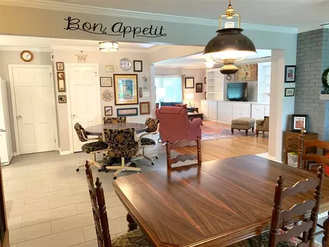 212 E Pine St, Atmore, AL 36502 photo 23