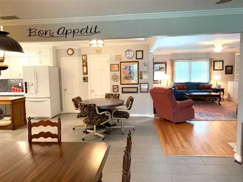 212 E Pine St, Atmore, AL 36502 photo 27