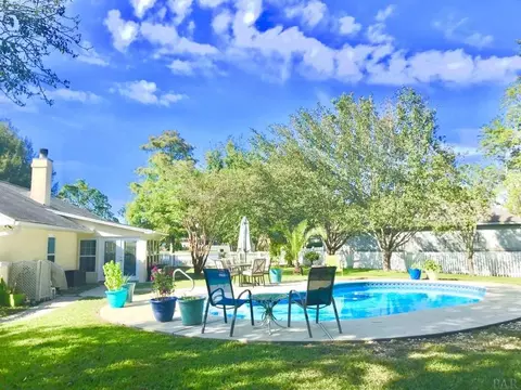 5678 Sandstone Dr, Pace, FL 32571 photo 2