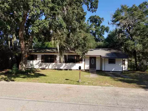 6643 Maple St, Milton, FL 32570 photo 1