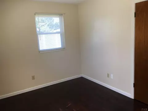 5300 E Avenida De Golf, Pace, FL 32571 photo 14