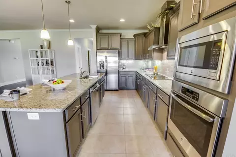 860 Jacobs Way, Cantonment, FL 32533 photo 8