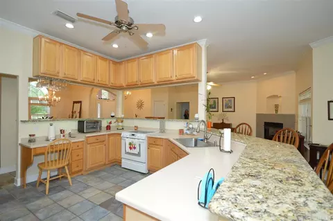 3175 Pineview Dr, Milton, FL 32583 photo 10
