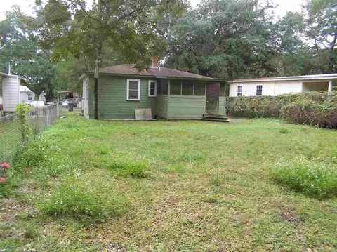 6636 Cedar St, Milton, FL 32570 photo 10