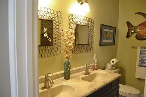 4252 Breezeway Cir, Milton, FL 32583 photo 15