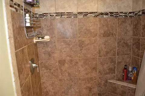 4252 Breezeway Cir, Milton, FL 32583 photo 12