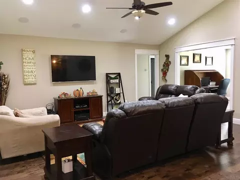 4746 Timberland Dr, Pace, FL 32571 photo 8