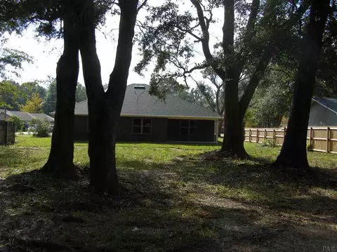 4938 Hyatt Ln, Pace, FL 32571 photo 1