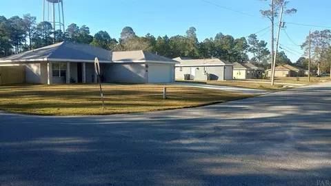 6936 Warren Rd, Bagdad, FL 32583 photo 8