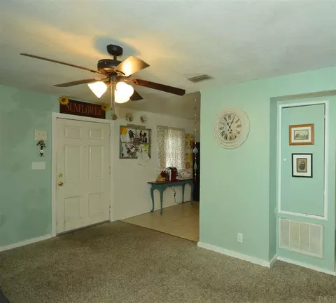 6640 Cedar St, Milton, FL 32570 photo 8