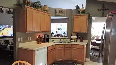 6719 Summit Dr, Milton, FL 32570 photo 5
