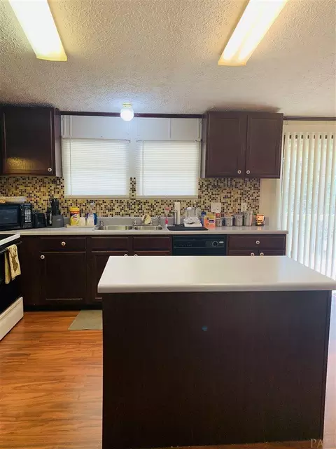 8828 Byrom Campbell Rd, Pace, FL 32571 photo 10