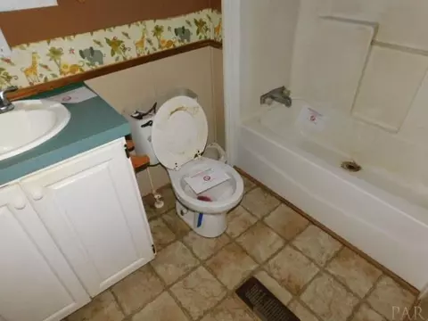 5066 Iva Rd, Jay, FL 32565 photo 11