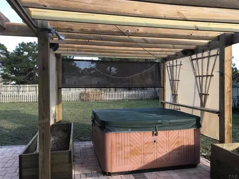 2040 Commodore Dr, Navarre, FL 32566 photo 40