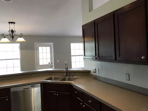 2040 Commodore Dr, Navarre, FL 32566 photo 9
