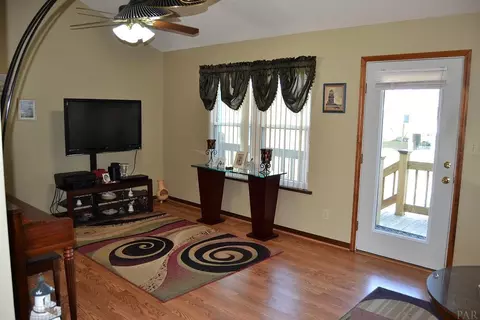 8017 Virginia Ln, Milton, FL 32583 photo 16