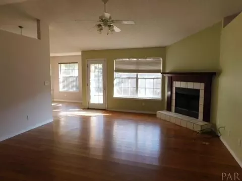 4042 Buttonbush Dr, Milton, FL 32583 photo 7