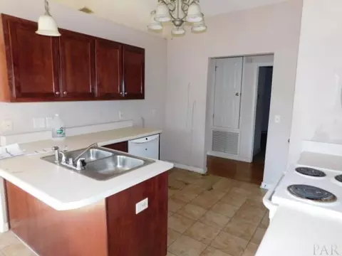 4042 Buttonbush Dr, Milton, FL 32583 photo 10