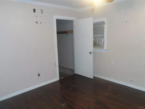 5232 Yankee Ln, Milton, FL 32570 photo 8
