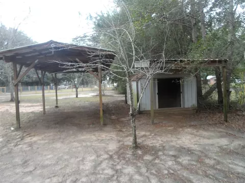 5232 Yankee Ln, Milton, FL 32570 photo 3