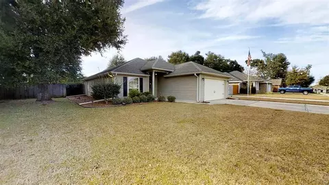 5765 Pescara Dr, Pace, FL 32571 photo 4