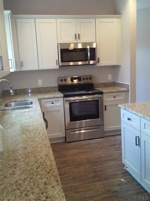 3885 Fielding Ct, Pace, FL 32571 photo 7